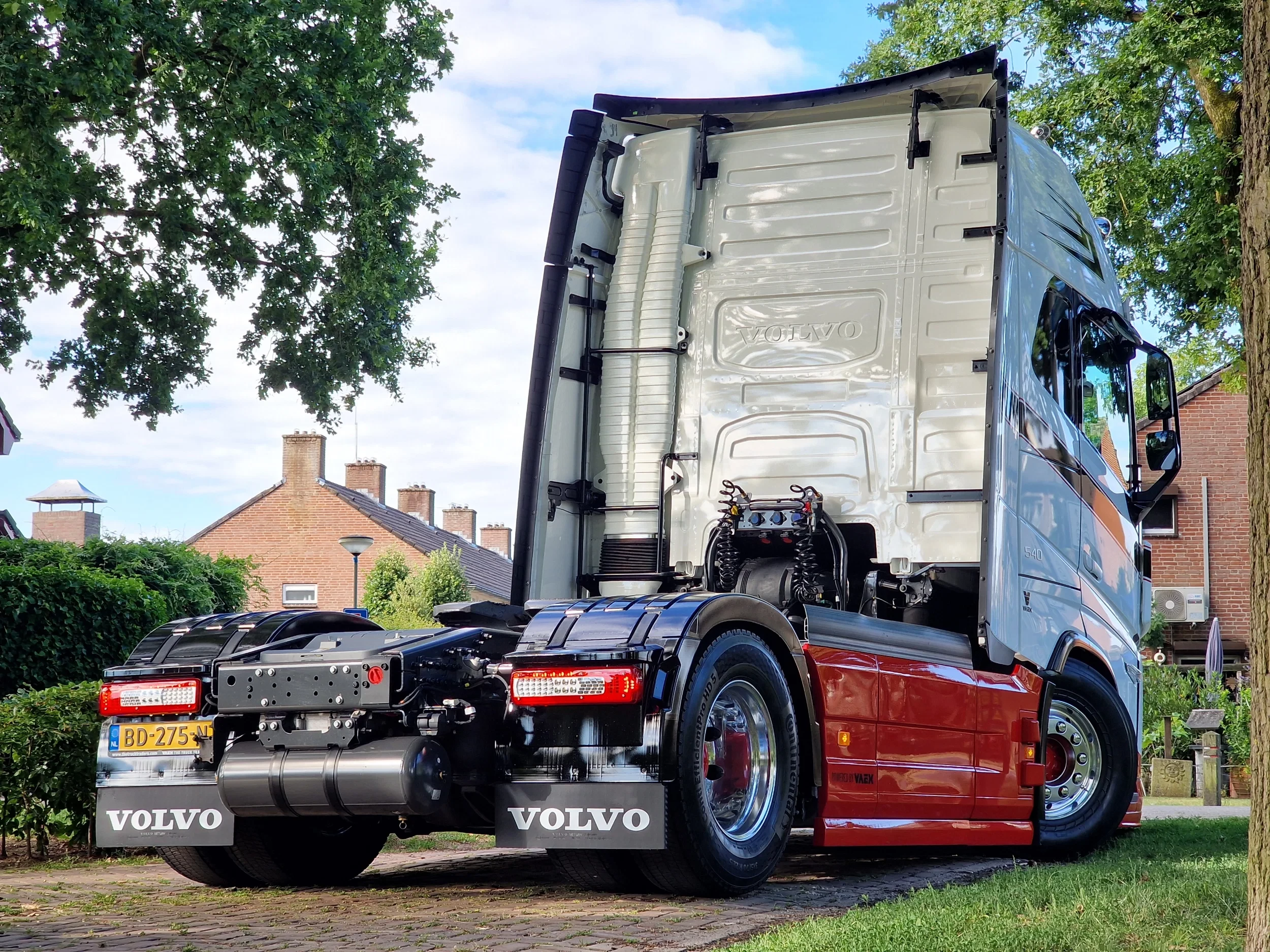 Volvo FH 2026 - 540 Aero Globetrotter XL 4x2 - New - Full spec - Show Truck - BUFFL interior - Retarder - I parkcool - Full air immagine 20