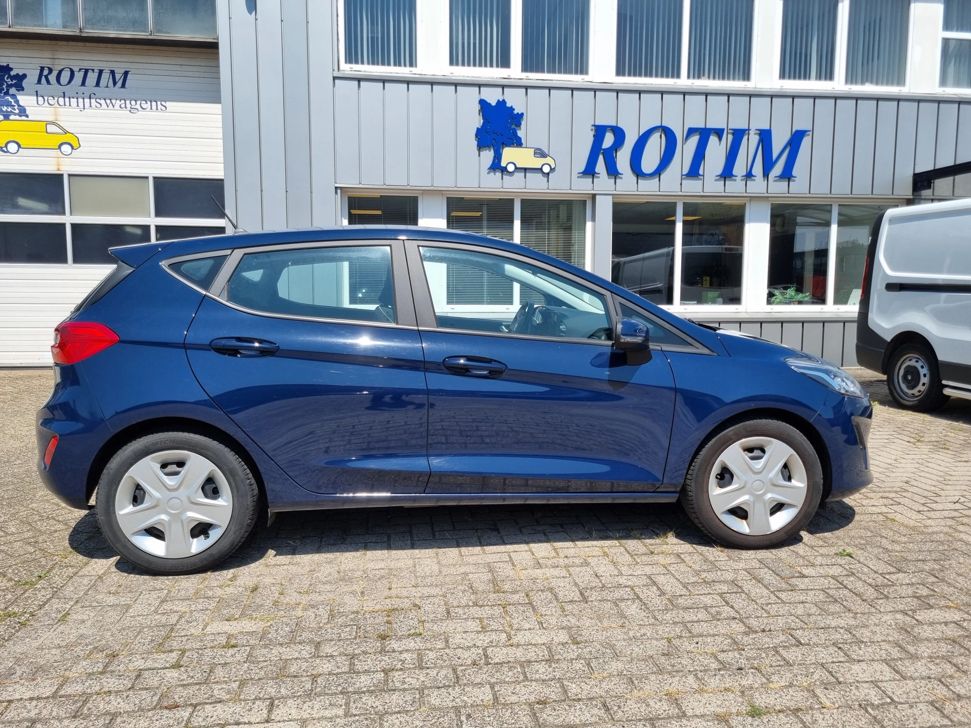 Ford Fiesta 2018 - 1.1 Trend AIRCO, NAV. PDC. image 6