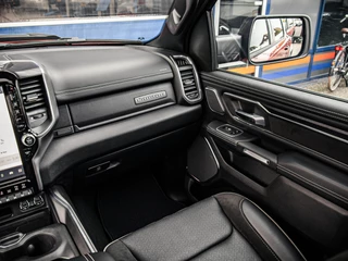 Dodge Ram 1500 2024 - Laramie Night Edition | image 15