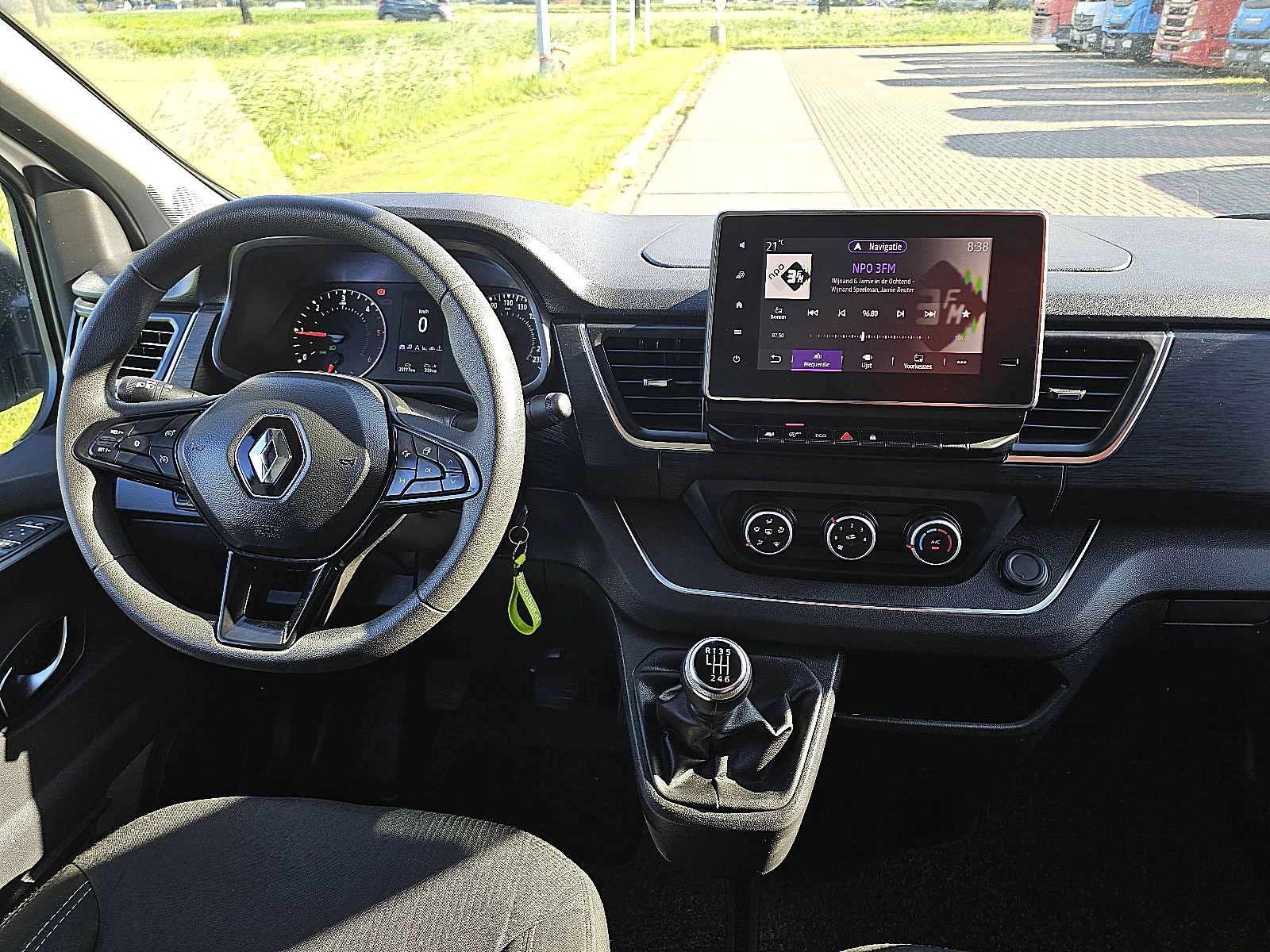 Renault Trafic 2022 - 1.6 DCI obrázek 8
