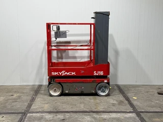 SkyJack SJ16 2018 image 3 thumbnail