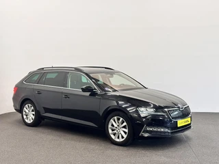 Škoda Superb 2022 - Combi 1.4 TSI iV Business Edition PHEV Automaat afbeelding 3 miniatuur