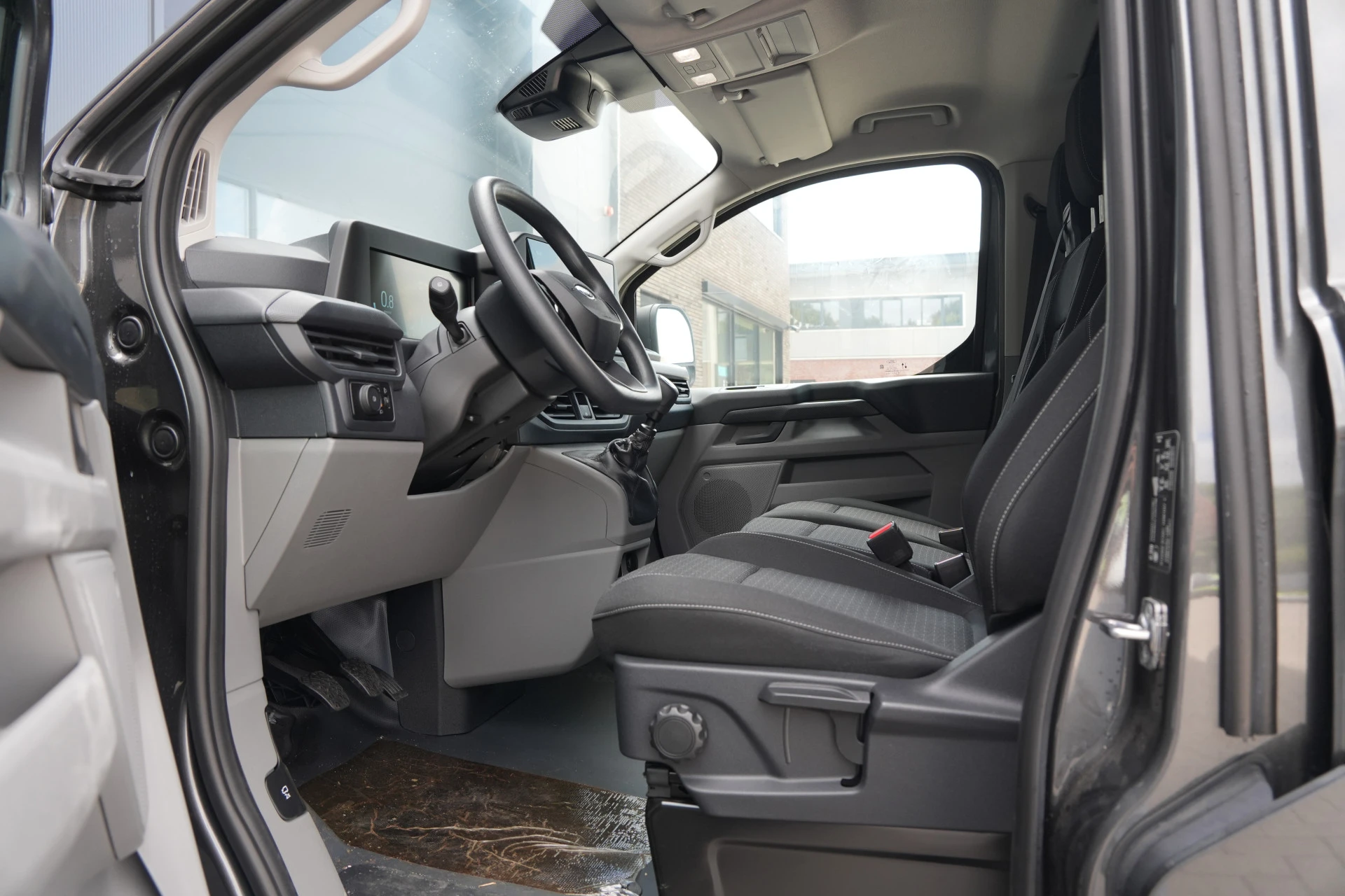 Ford Transit Custom 2025 - 320 2.0 TDCI L2H1 Trend 136pk - INCLUSIEF BPM - 2x Schuif - Achterklep - LED - Carplay - Stoelverwarming - Rijklaar Bild 18