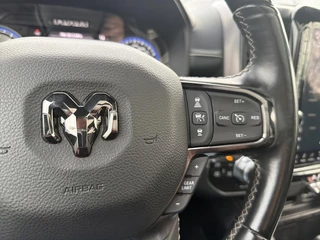 Dodge Ram 1500 2022 - 5.7 V8 4x4 Crew Cab Limited afbeelding 16