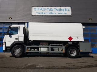 Volvo FM 9.340 2006 - Petrol, Diesel 17000 Ltr. 3 Compartementen obrazek 3