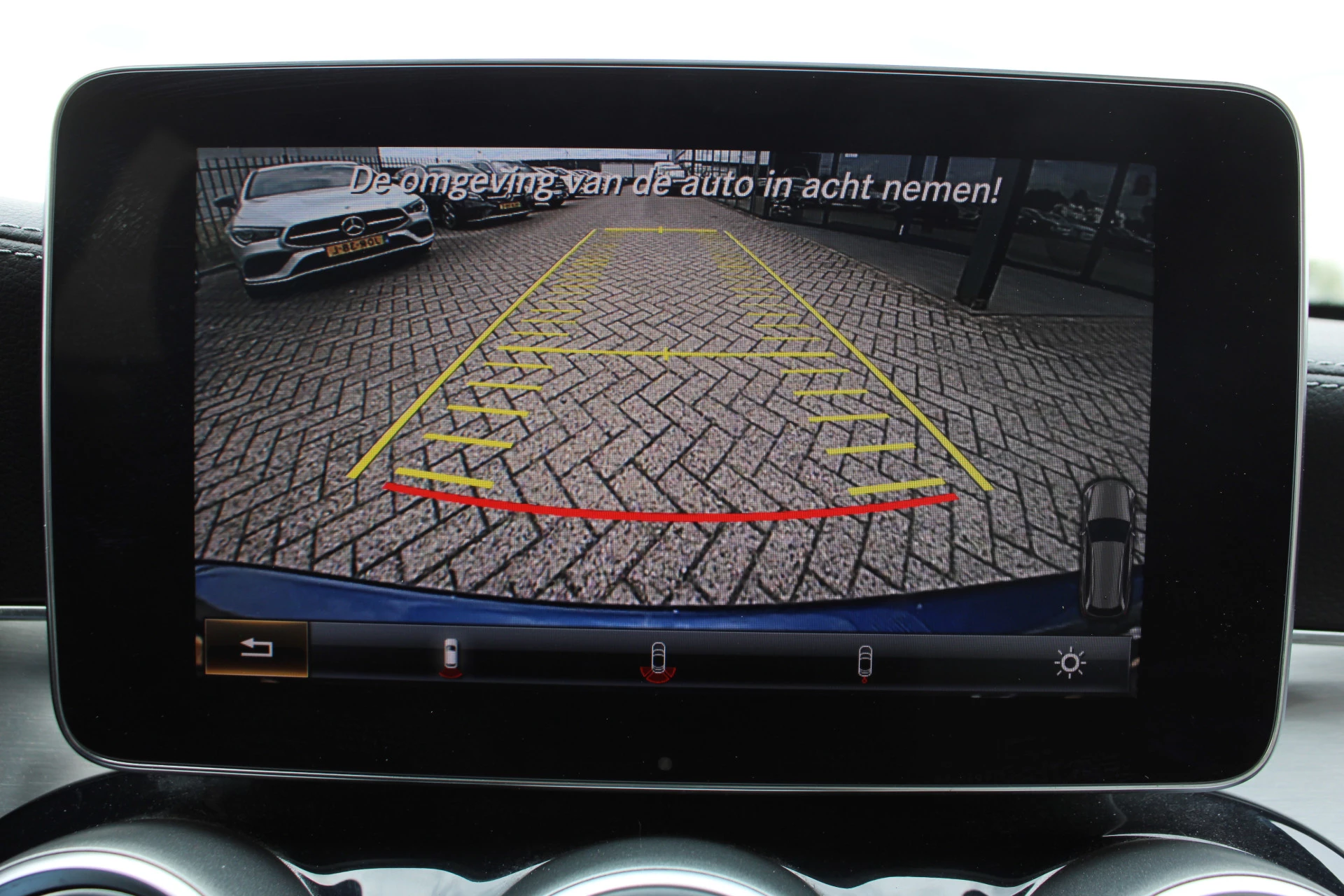 Mercedes-Benz C-Class 2015 - Estate 400 4MATIC AMG PANORAMADAK LUCHTVERING LEDER MEMORY HEAD-UP COMAND 19'' TREKHAAK image 22