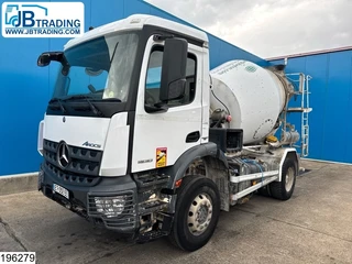 Mercedes-Benz 2018 - Arocs 1830 EURO 6, Liebherr 5m3, Steel, Hub reduction te koop