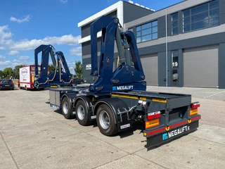 Dennison 2026 - Megalift / Brand New! / Side Loader / Zijlader / 45 FT / Steering Axle afbeelding 3 miniatuur