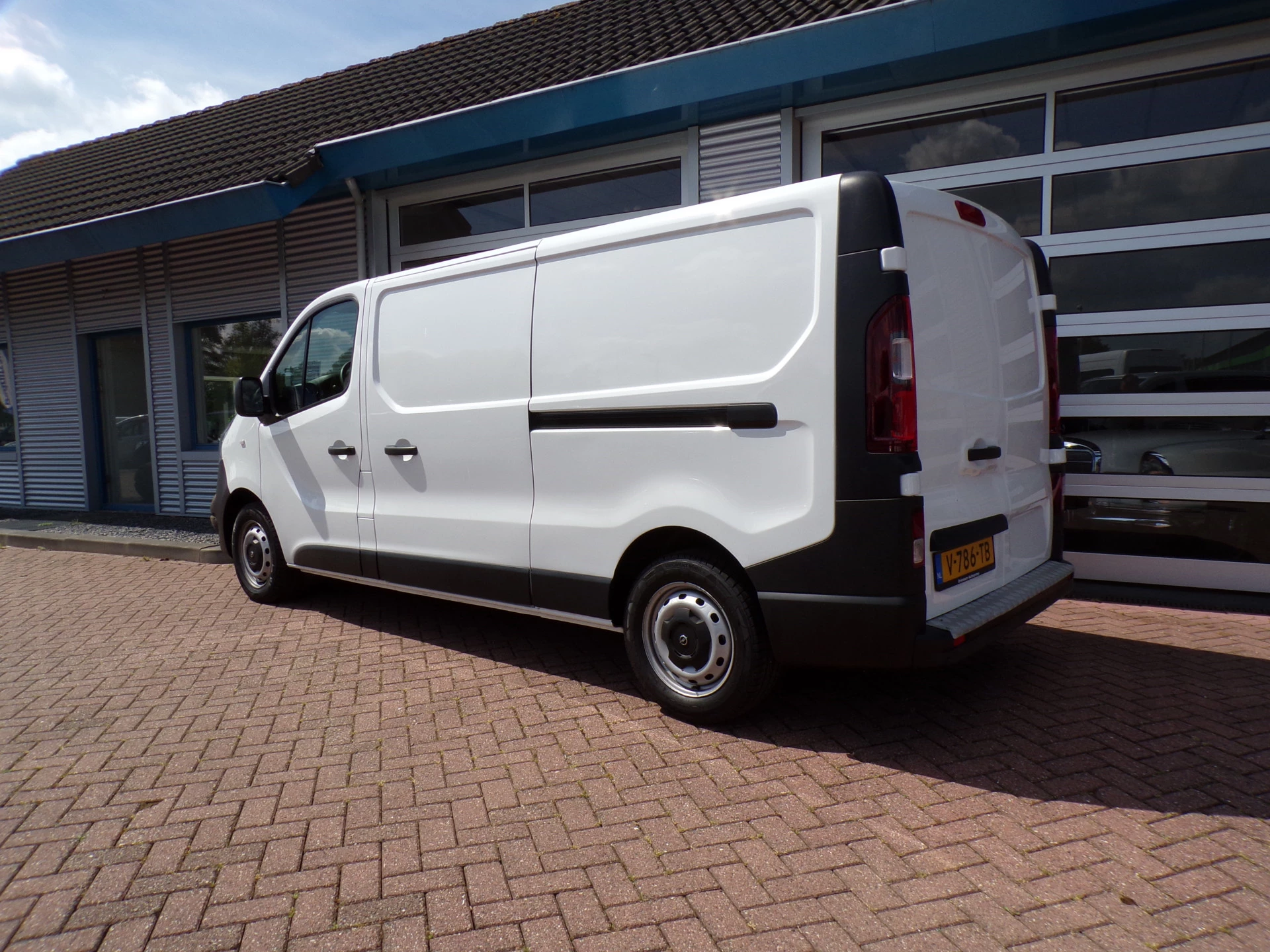 Opel Vivaro 2018 - 1.6 CDTI L2H1 Dubele schuifdeur/Airco/Navi imagen 3
