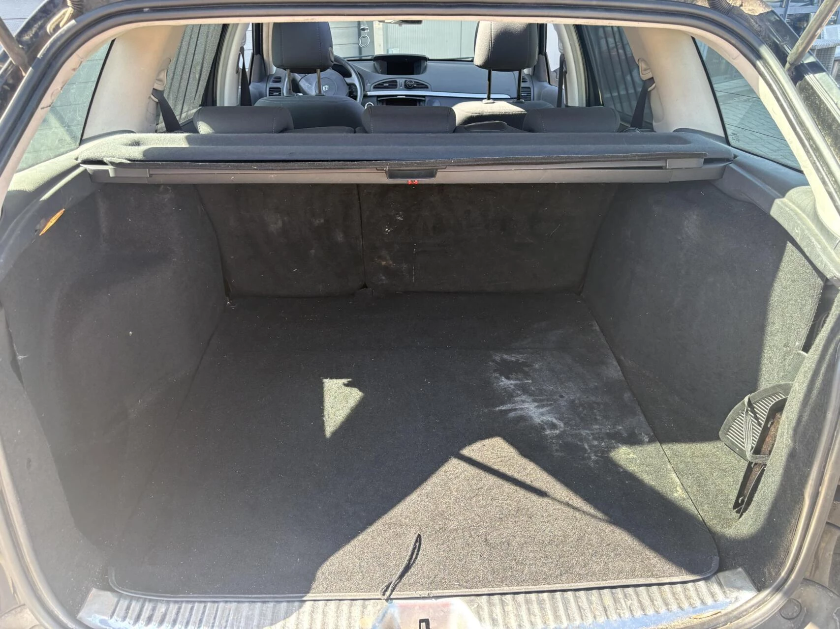 Renault Laguna Grand Tour 2007 - AIRCO 2.0-16V Tech Line AIRCO APK tot 07-2027 imagem 7