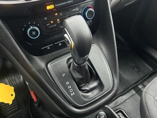 Ford Transit Connect 2019 - 1.5 EcoBlue E6 TREND / AUTOMAAT / L2H1 / 1e EIG. / ACHTERKLEP / CAMERA / AFN TREKHAAK / AIRCO / CRUISE / NAVI / APPLE CARPLAY zdjecie 20