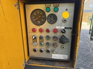 Burg BPO 13-30 RGZXX 2002 - BPO 13-30 RGZXX Tanktrailer 30.000 Liter zdjecie 3