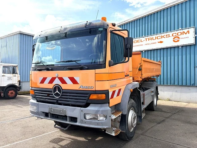 Mercedes-Benz Atego 2003 - 1623AK 4x4 3-WAY KIPPER (MANUAL GEARBOX / FULL STEEL SUSPENSION / EURO 3 / AIRCONDITIONING / SPER DIFFERNTIAL / ETC.) afbeelding 1