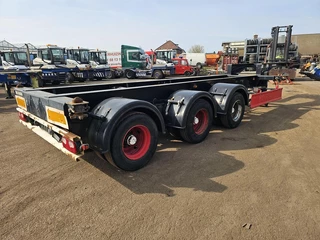 Fliegl SDS 350| LOWLOADER 20 FOOT CONTAINER CHASSIS |  BPW DRUM. 2005 - N/A image 2
