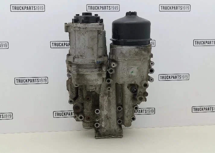 MAN - Engines & Parts Olie module Bild 2