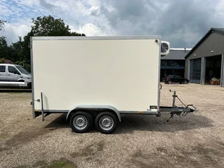 Meyer N/A 2014 - gesloten aanhanger met koel Govi image 2