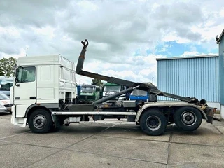 DAF 95.480 2000 - XF SPACECAB 6x2 WITH HOOK-ARM SYSTEM (EURO 3 / ZF16 MANUAL GEARBOX / ZF-INTARDER / STEEL-/AIR SUSPENSION / AIRCONDITIONING) image 6