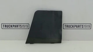 Iveco - Body & Chassis Parts Afdekkap bumper Li. Iveco à venda