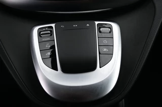 Mercedes-Benz EQV 2024 - 300 L3 90 kWh Rolstoel vervoer obrazek 8