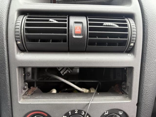 Opel Astra 2004 - 1.6-16V Njoy AIRCO 06-2027 bild 13