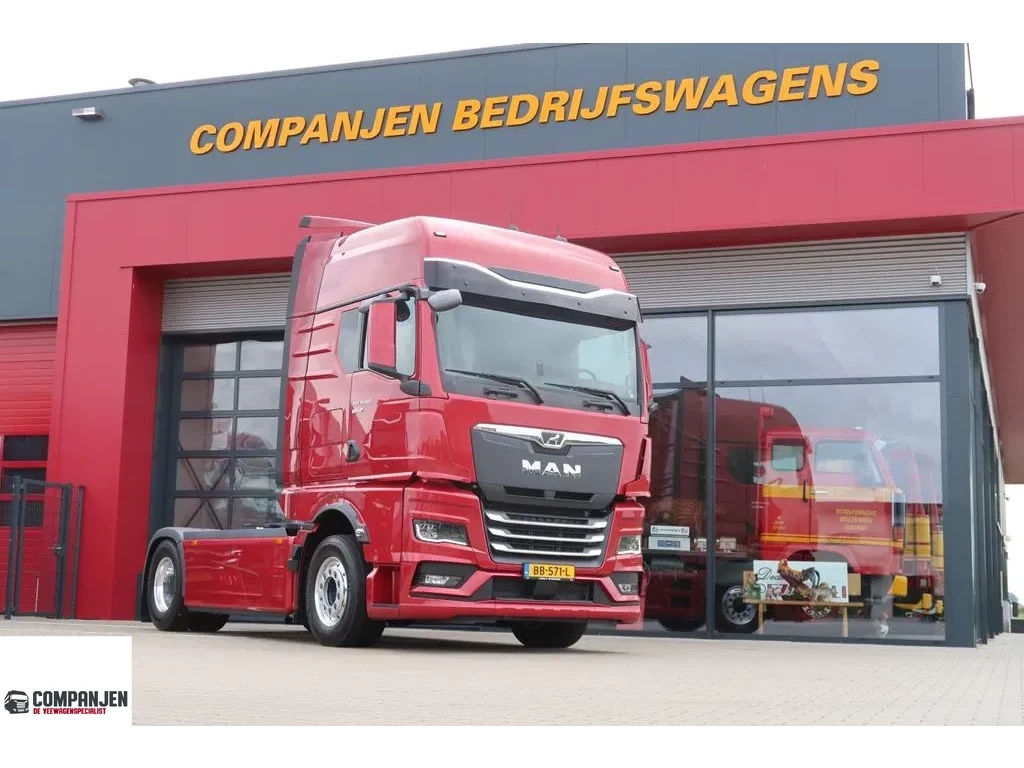MAN TGX 2025 - 18.560 MAN - 18.560 - D30 - ADR - Full air New! 75KM afbeelding 1
