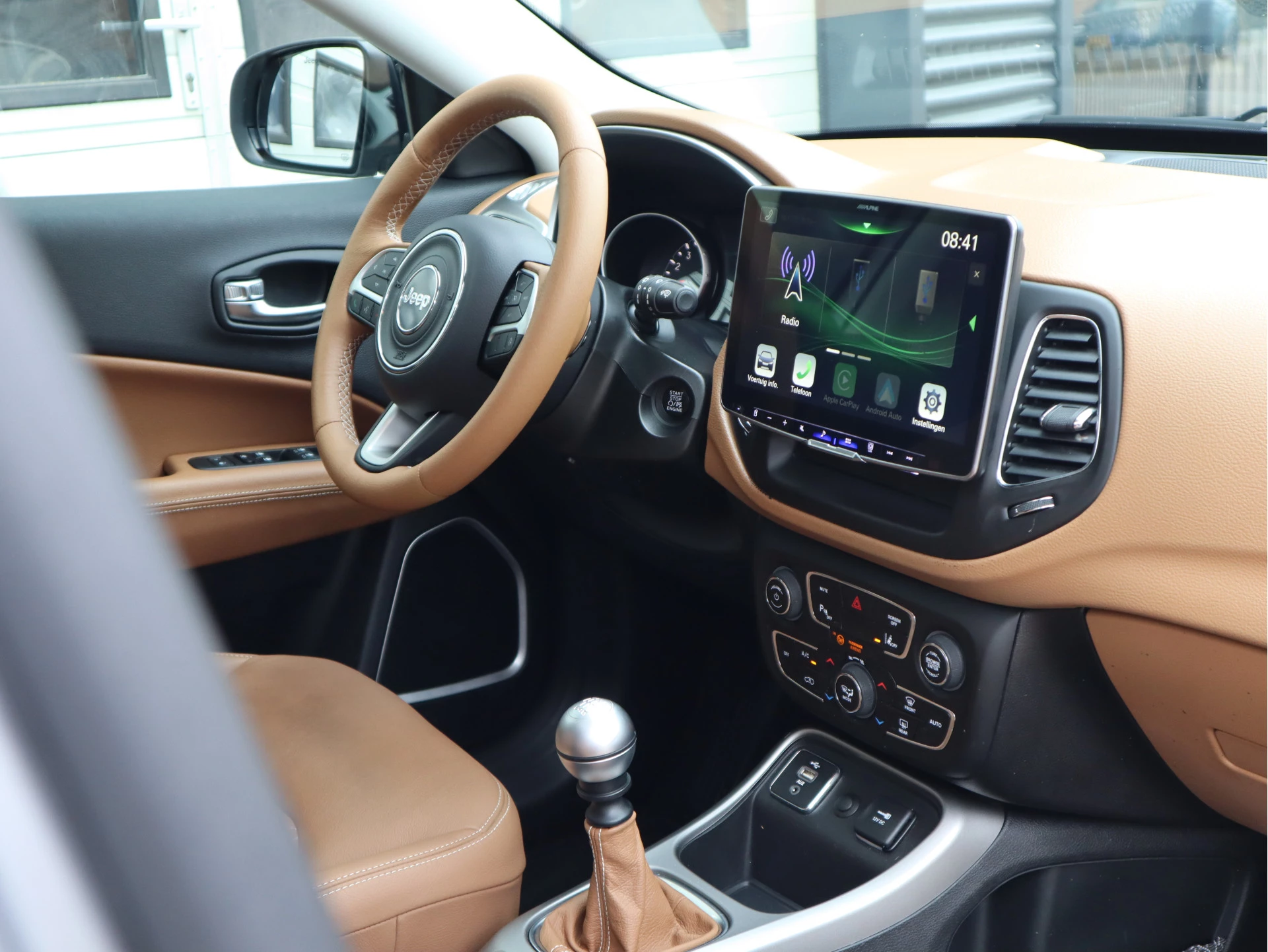 Jeep Compass 2019 - 1.4 MultiAir 141pk Trailhawk - Grijs kenteken - Pano - Cruise afbeelding 13