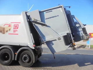 Scania P 2013 - 310 6X2 NL TRUCK image 19