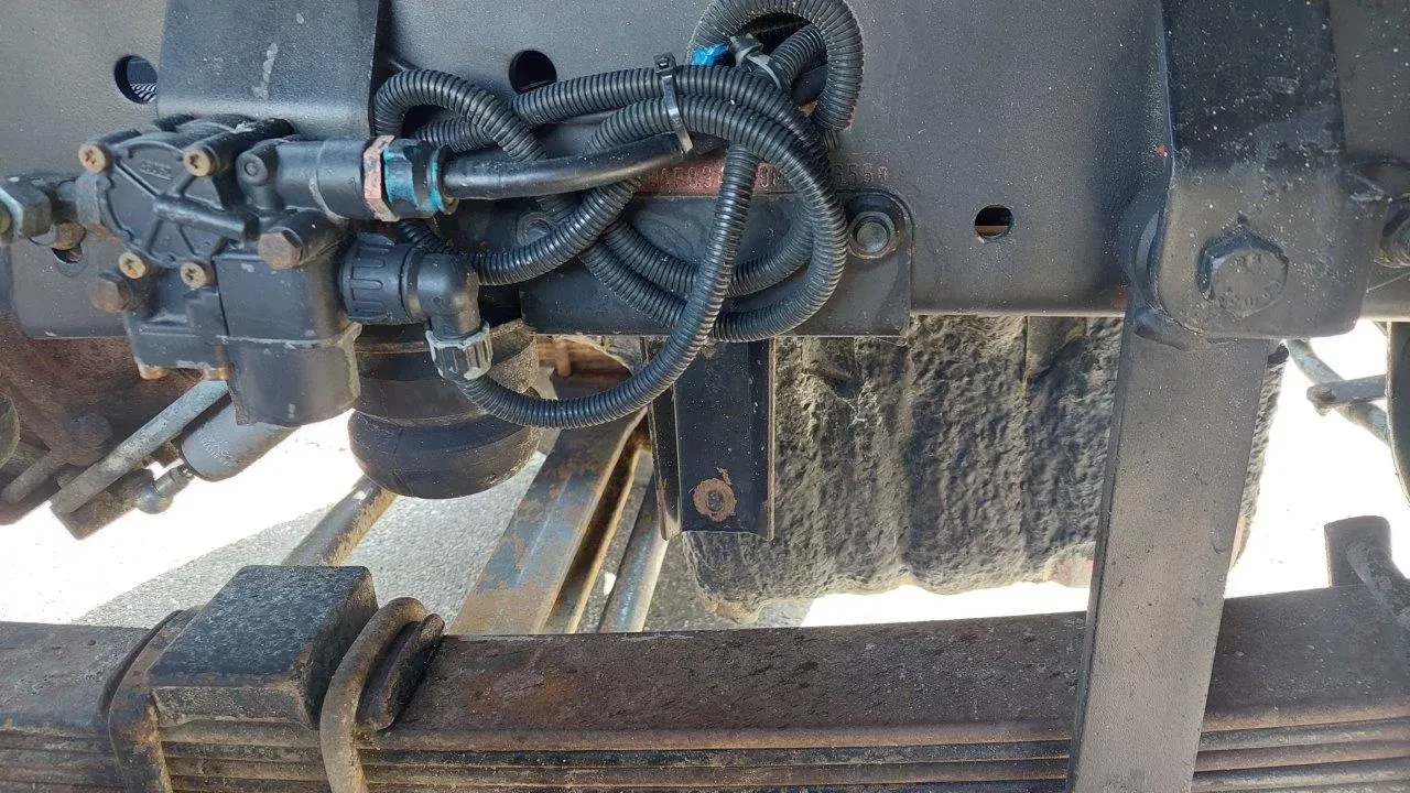 MAN 26.372 1992 - MANUAL ZF GEARBOX STEEL SUSPENSION 6X4 afbeelding 4
