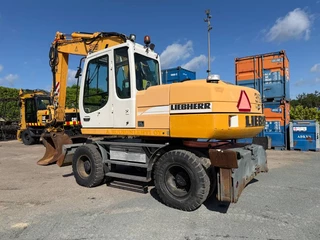 Liebherr N/A 2002 - A 316 ( engcon rotortilt ) obrazek 3