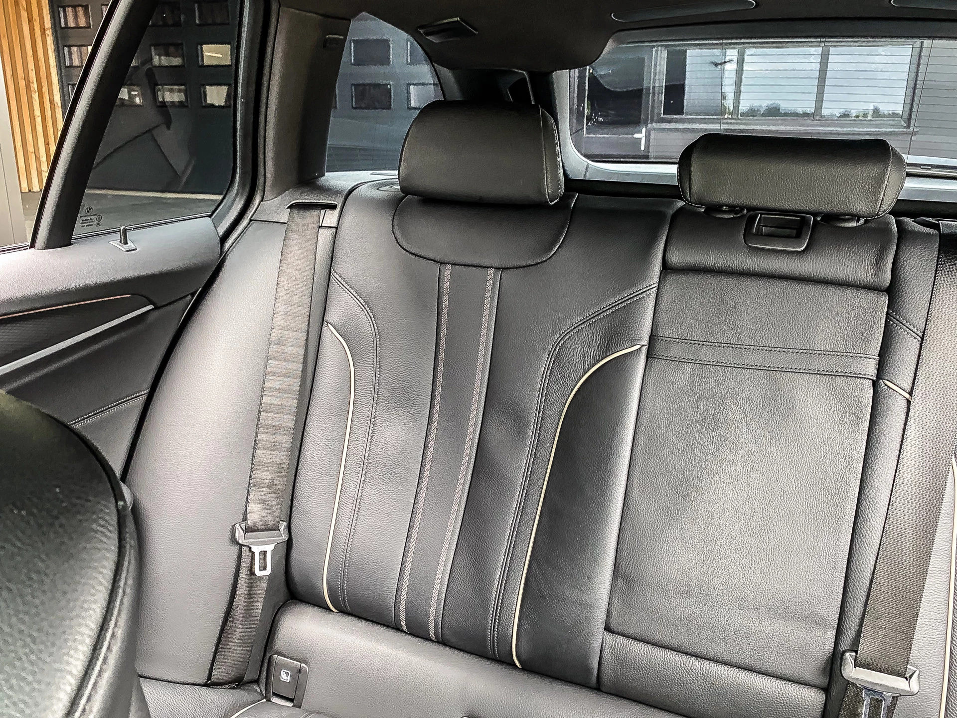 BMW 5 Series 2022 - Touring 520i 184PK Automaat M-Sport obrázek 47
