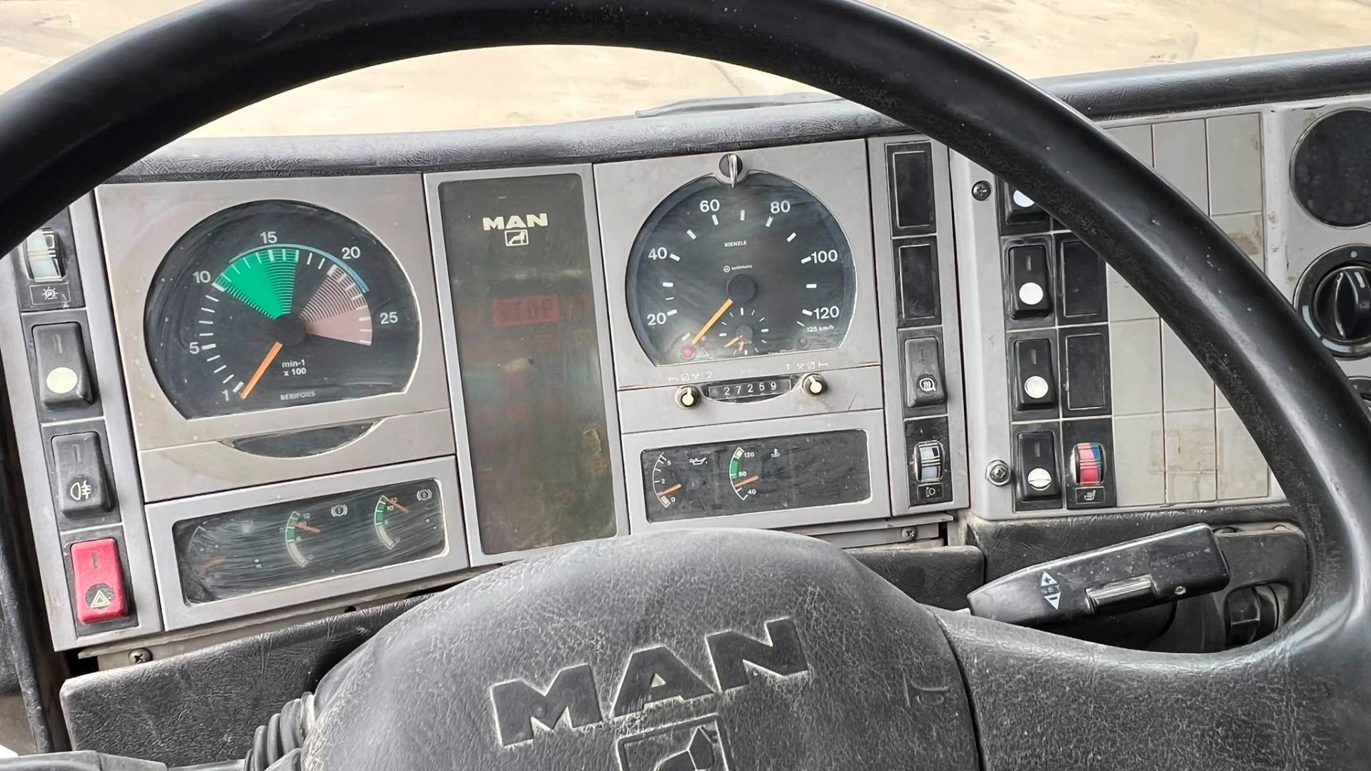 MAN 35.410 2003 afbeelding 10