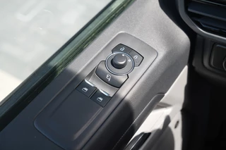 Ford E-Transit Custom 2026 - 340 L2H1 Sport 71 kWh 218pk - ACC - B&O - Navi - Stoel/Stuurverwarming - 360 Camera - Blindspot - Rijklaar obrazek 25
