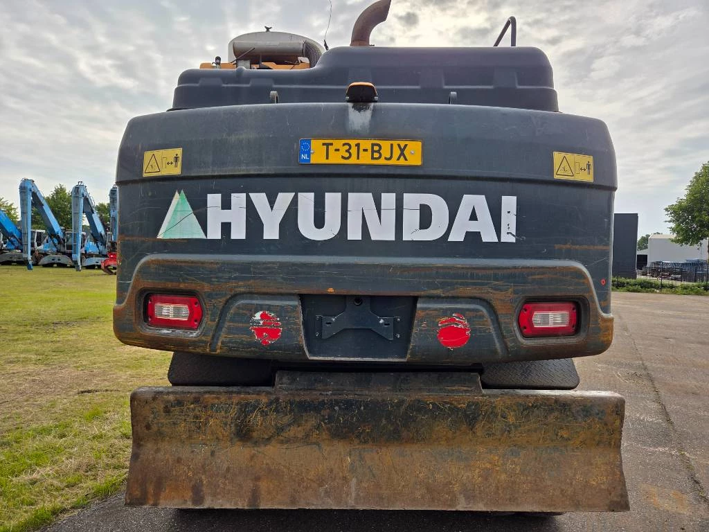 Hyundai 2018 - HW 140 imagen 4