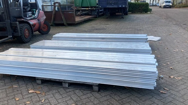 Diverse - ALUMINIUM HUIFPLANKEN 3190X25X110 MM (NIEUW) MEERDERE STUKS OP VOORRAAD imagen 3