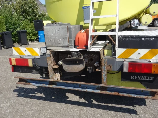 Renault Premium 420 2004 - 18,500liter tank,manual gearbox,airco afbeelding 7
