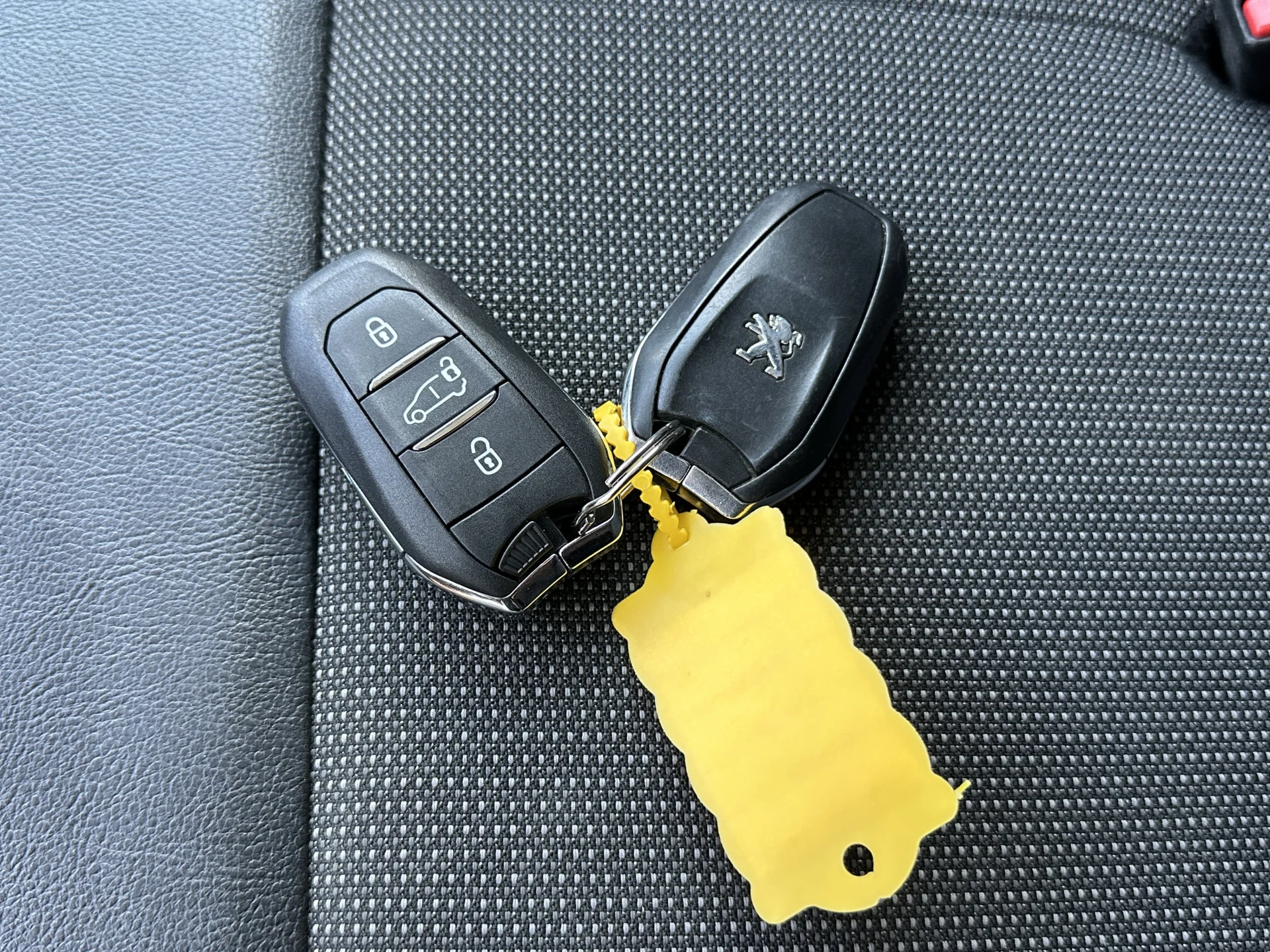Peugeot Expert 2021 - 1.5 BlueHDI 120 PK URBAN / L1H1 / 1e EIG. / SORTIMO / CAMERA / BLIND SPOT / TREKHAAK / ECC / CRUISE / 17 INCH LM afbeelding 18
