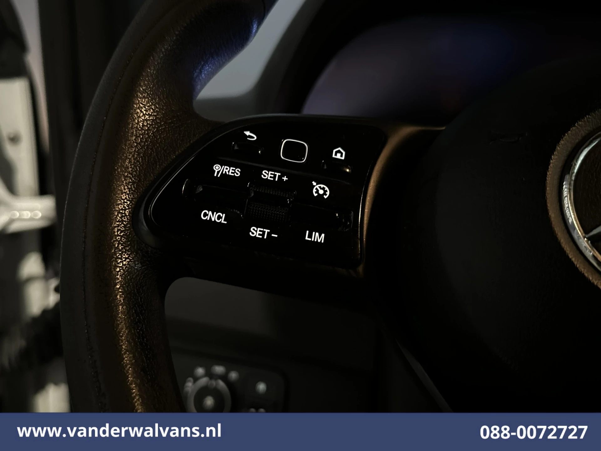 Mercedes-Benz Sprinter 2018 - 316 CDI 163 pk L2H2 Euro6 Airco | 2800kg Trekhaak | Camera | Apple Carplay | Parkeersensoren image 5