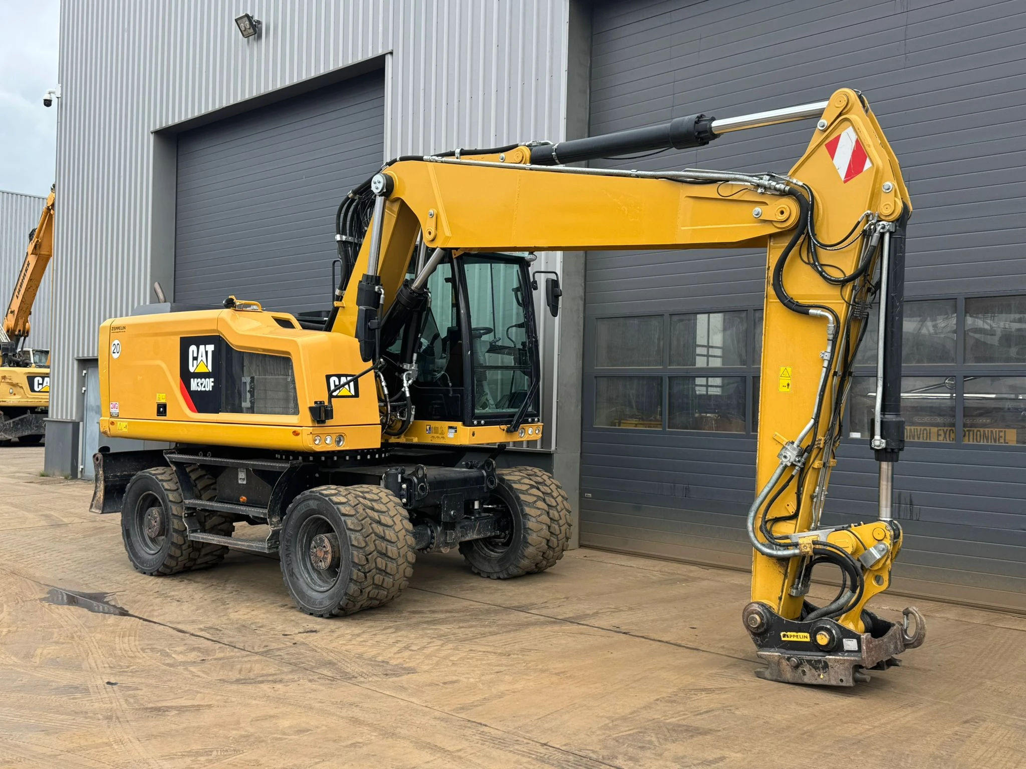 Caterpillar M320F 2017 zdjęcie 7