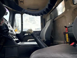 MAN FE 2001 - 410A 8x4 FULL STEEL KIPPER (ZF16 MANUAL GEARBOX / ZF-INTARDER / FULL STEEL SUSPENSION / REDUCTION AXLES / AIRCONDITIONING) immagine 13