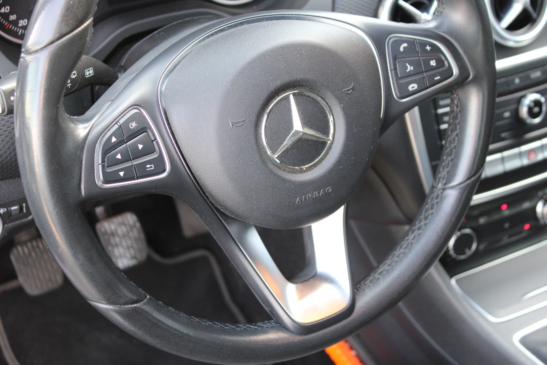 Mercedes-Benz A-Klasse 2017 - 180 Business Solution NAVI CAMERA TREKHAAK <<NL AUTO>> afbeelding 18