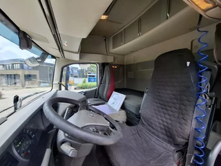 Volvo FH 2019 - FH4-460 / VEB+ / HYDRAULICS / DOUBLE TANK / SMART TACHO V2 / 787853 KM / LWDS / FRIDGE / AUTOMATIC / EURO-6-D / 2019 imagem 23