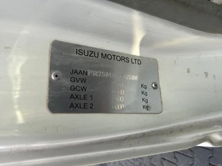Isuzu N-Serie 2010 - 4x2 / Dubbele cabine / Bakwagen / Dhollandia Laadklep 1500kg image 17