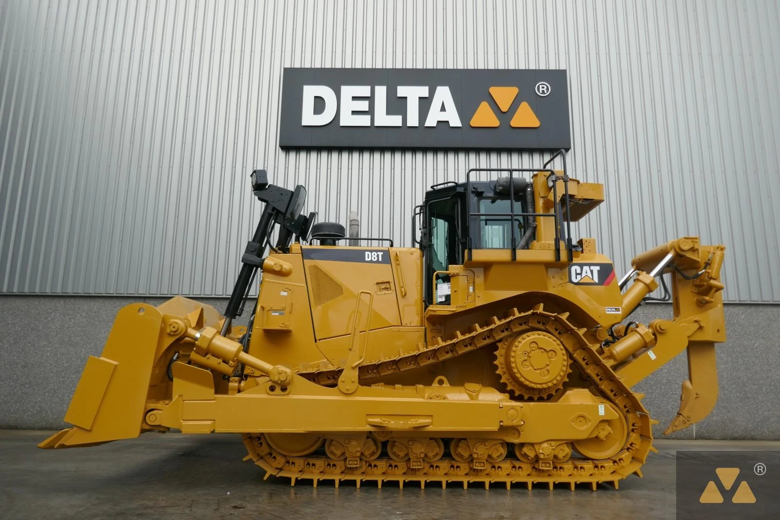 Caterpillar 2015 - D8T image 1