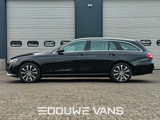 Mercedes-Benz E-Klasse 2023 - 300e LED Carplay Camera Navigatie Stoelverwarming afbeelding 2 miniatuur