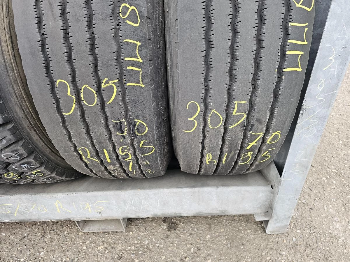 HANKOOK 305/70 R 19.5 2005 afbeelding 4