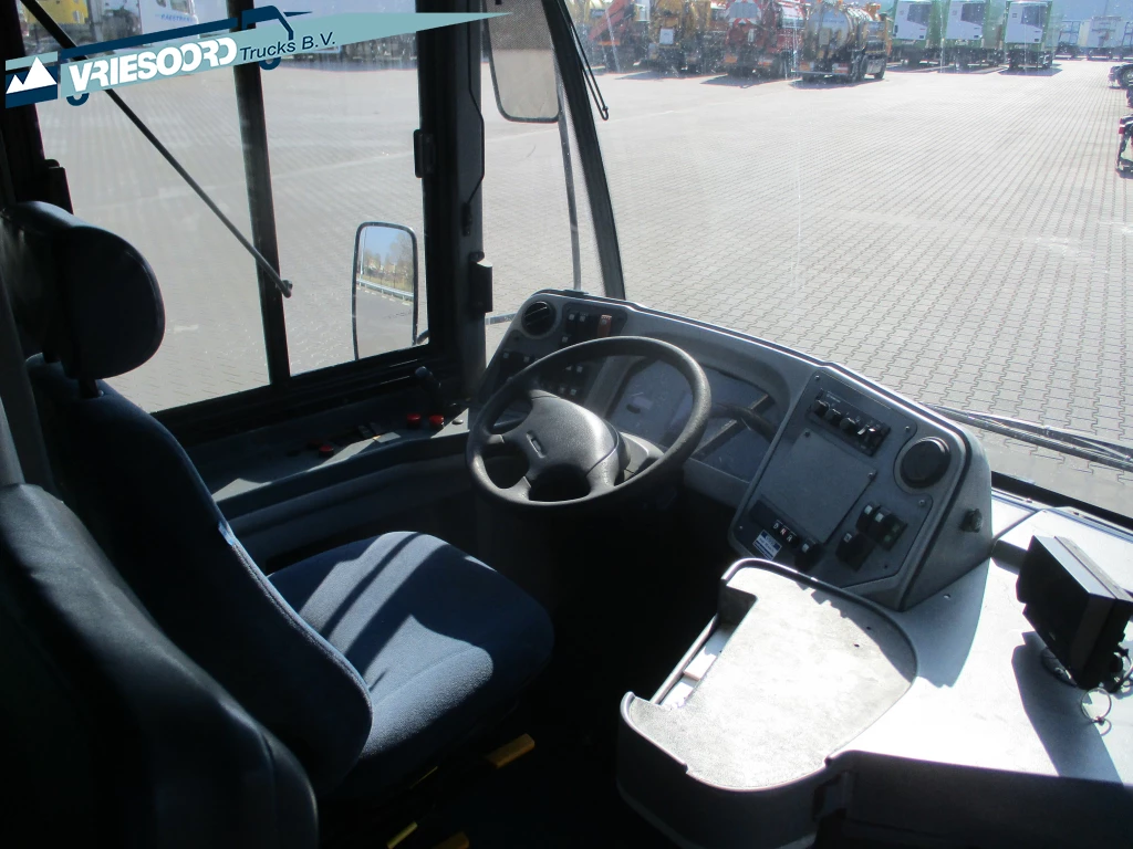 DAF 2004 - AMBASSADOR 200 obrázek 5