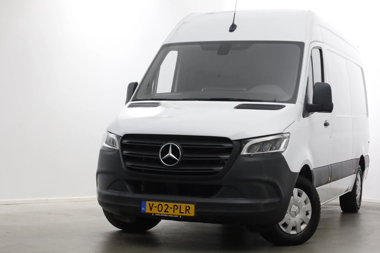 Mercedes-Benz Sprinter 2021 - 315 CDI 150pk RWD L2H2 LED/Airco/Camera 04-2021 afbeelding 1