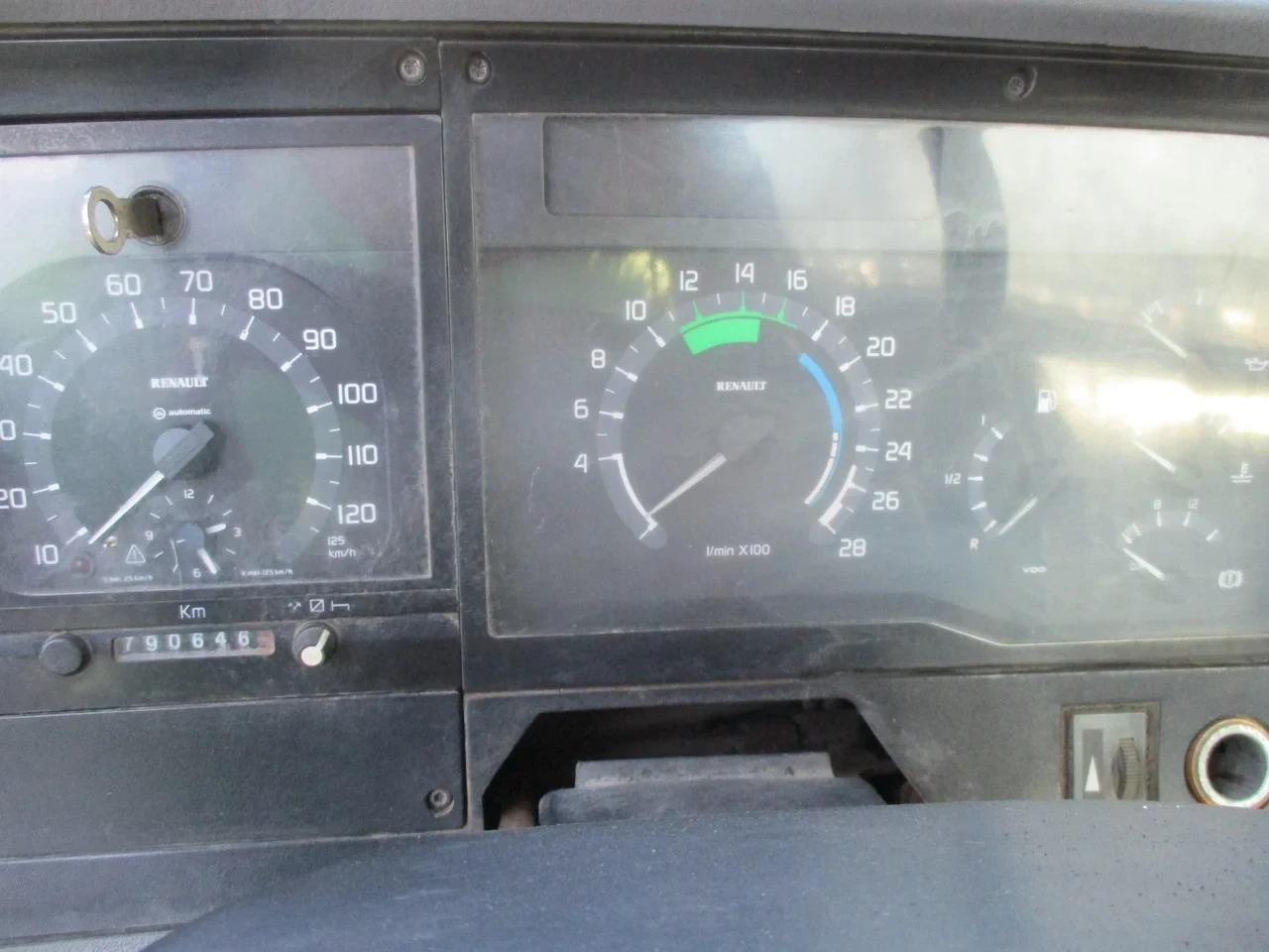 Renault Premium 260 2001 - , Manual , 2 way tipper obrázek 11