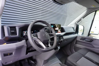 Volkswagen Crafter 2024 - 163pk RWD Facelift Open laadbak 3500kg Trekgewicht Trekhaak Apple Carplay Cruise control 3-Zits Digitaal dashboard afbeelding 2 miniatuur