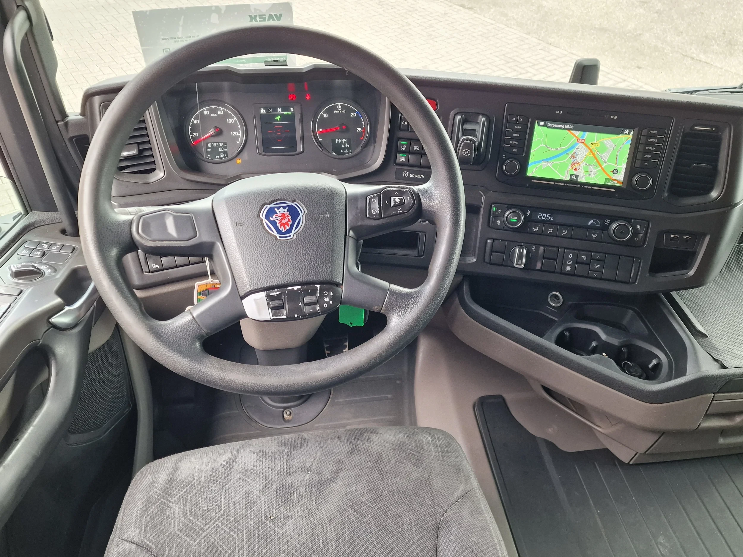 Scania R 2019 - R520 V8 NGS retarder - steel / air - navi - fridge afbeelding 20